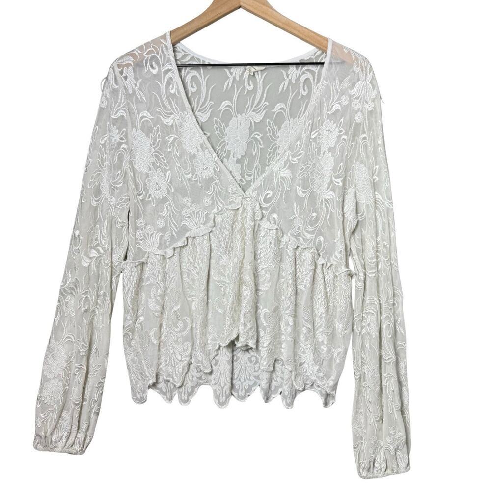 Emory Park Floral White Lace Peplum Top Long Sleeve Size M